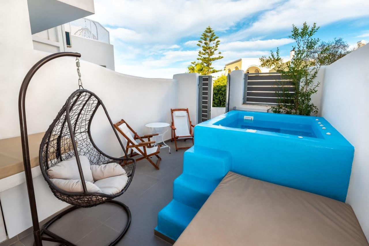 The Muses Of Santorini Private Jacuzzi Suites Vóthon Dış mekan fotoğraf